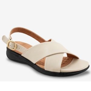 New Softwalk Womens Tillman Bone Leather Sandals
